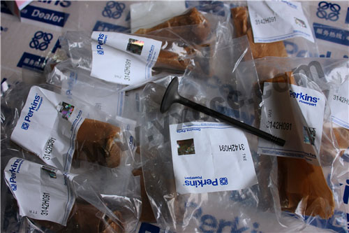 柴油機1206E配件銷售中心油底殼墊、T414441壓縮機、氣門、搖臂軸(1200)