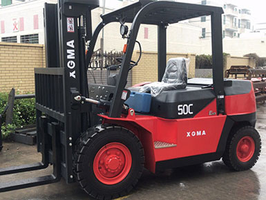 恭喜今日銷售部又出一單！廈工5.0T叉車壹臺